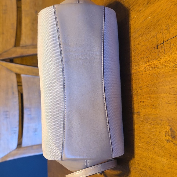 Coach Badge Jacquard Elise Satchel. - Picture 6 of 16